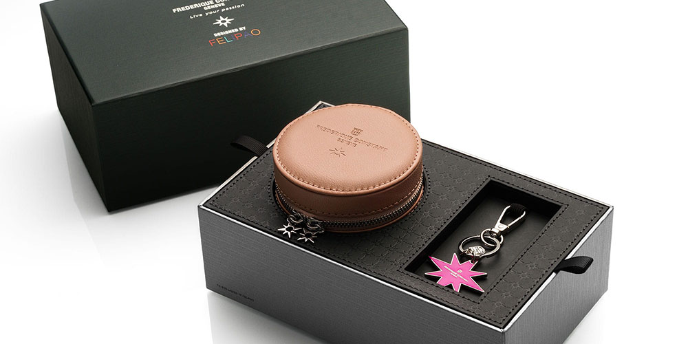 Model Classics Carrée Felipao Blush Edition box